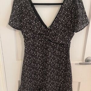 Forever 21 Black and White Floral Mini Dress